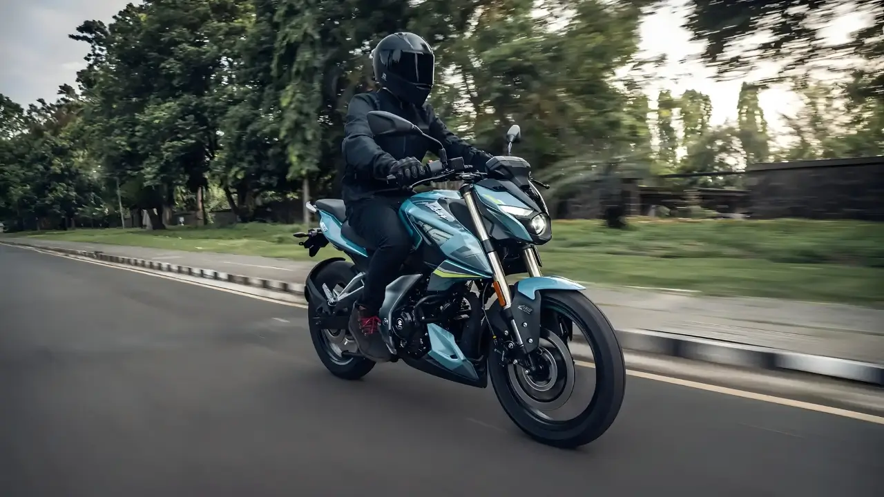 Bajaj Pulsar N160 Price and Mileage