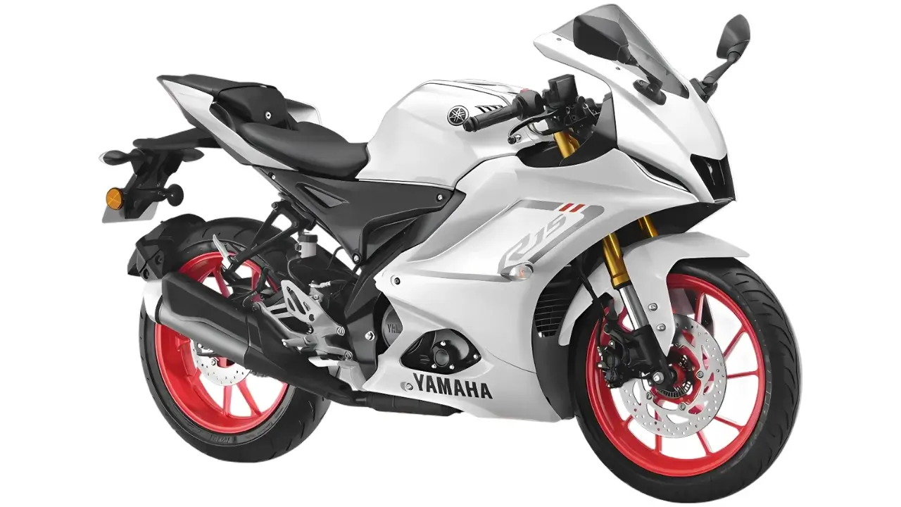 Yamaha R15 V4 2024 in White